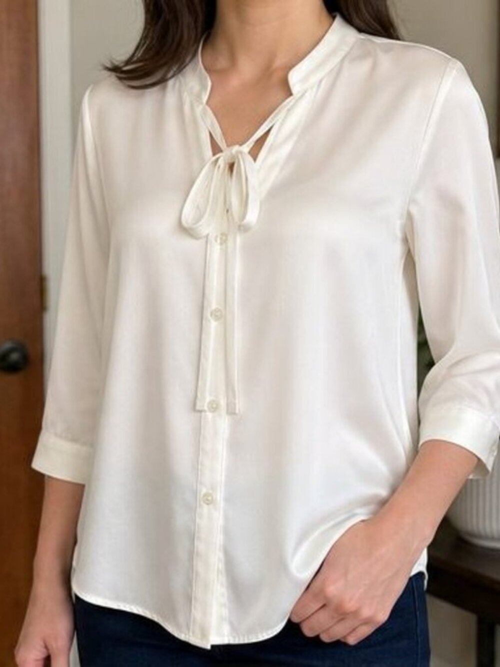 Ivory V Neck Top - Picture 2 of 6